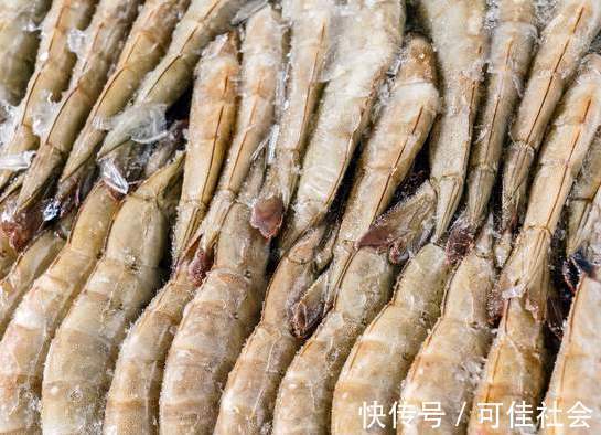 正确做法|煮虾,用冷水还是热水教你正确做法,虾肉鲜嫩Q弹,还不腥