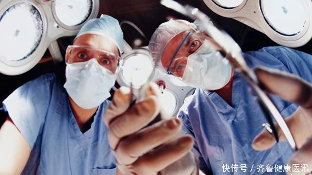 还要|你还要减肥不吃晚饭吗?