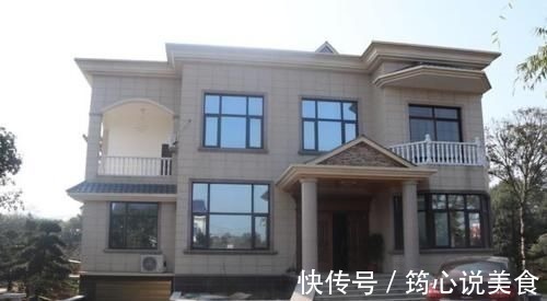 面宽|农村自建二层小别墅,面宽8米多,5室1厅再加个院子,生活美美的