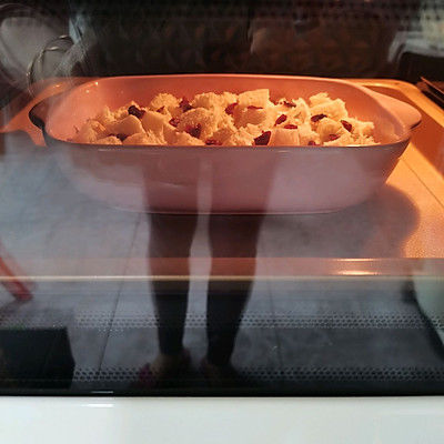 烤蛋奶土司布丁