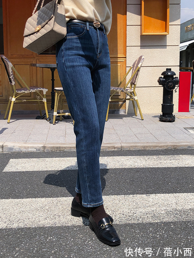 毛衣|冬天建议多穿“裤子”!选“加绒牛仔裤”、通勤西裤,时髦又保暖