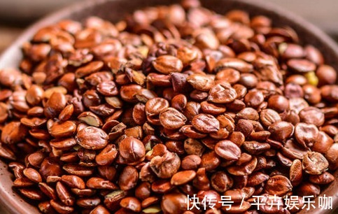 心脾两虚|晚上失眠多梦怎么办?别着急,日常常见的酸枣仁,助你一觉到天亮