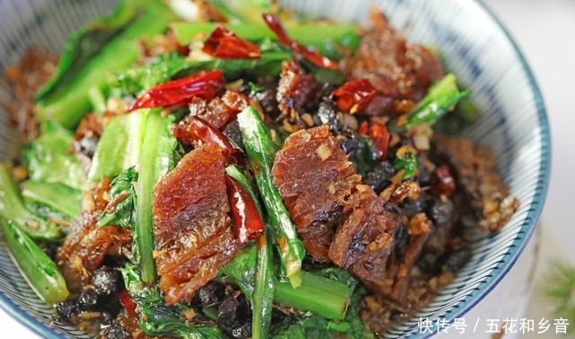 咸香|粤菜豆豉鲮鱼油麦菜怎么做好吃注意这3点,脆嫩爽口,咸香开胃