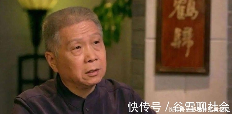 画作$马未都看中地摊一破盘子，摊主开价300元，厚脸皮讲价到200元