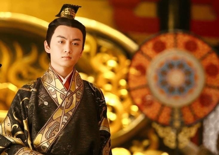 诸侯|奇思妙想 古代皇后半夜生产,会通知皇帝吗?