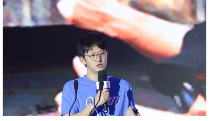 《闪光的乐队》开播,又出自吴彤之手,范家驹导演正式出道