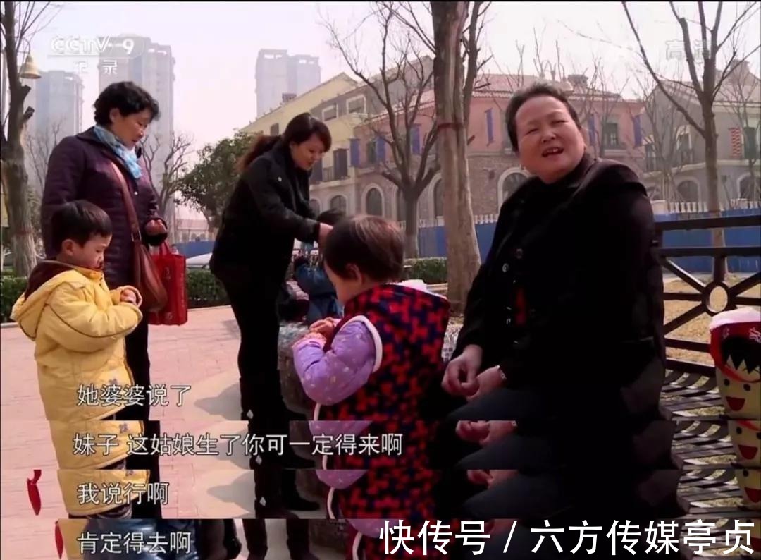 小娟|“有妈在,我才敢生娃”,中国式姥姥带娃戳中无数人