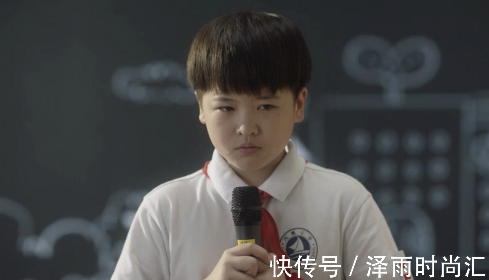 孩子|太扎心!“妈妈爱的是满分的我”:育儿为何变成了一场双向伤害?