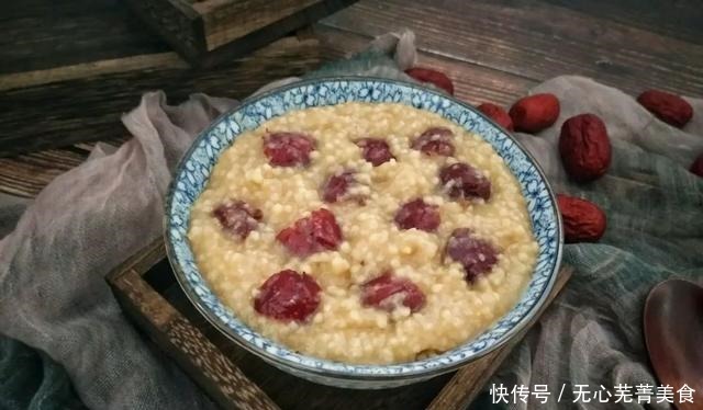  小米粥这么煮，堪称最好吃法，太补人了~