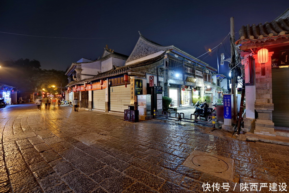 建水古城夜景【严建设】