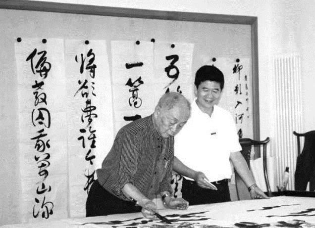 没人买|40年前5元一幅没人买的画,他收下9000张,如今随便一张值上亿