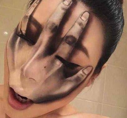 美女|美国一美女展示独家化妆术,3D效果堪称PS,看着有些恐怖