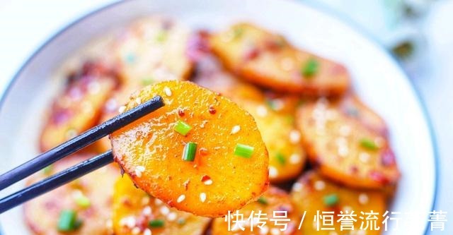 孩子|土豆这样做，孩子吃不够，不到2块钱就能做一大盘，太划算了！