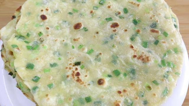  外婆用了40年烙饼做法，柔软多层，凉了不发硬，学会给家人露一手