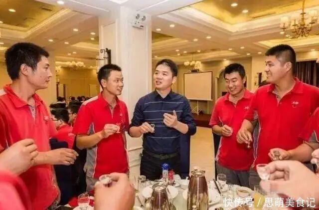 快递员|京东001号员工:资历堪比刘强东,工作19年,如今他的待遇如何?