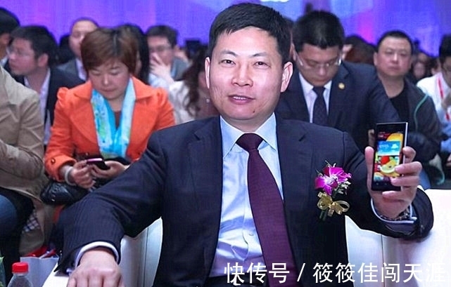 华为|华为Mate50或和鸿蒙OS3.0正式版一起来袭,暂定在7月左右!