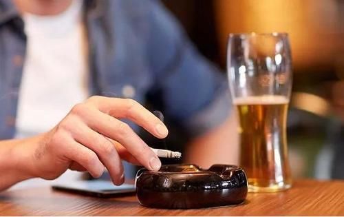 食物|肝硬化“不喜欢”的4类食物,若经常端上餐桌,肝脏或会为你点赞