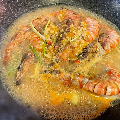 金剁椒蒜蓉黑虎虾