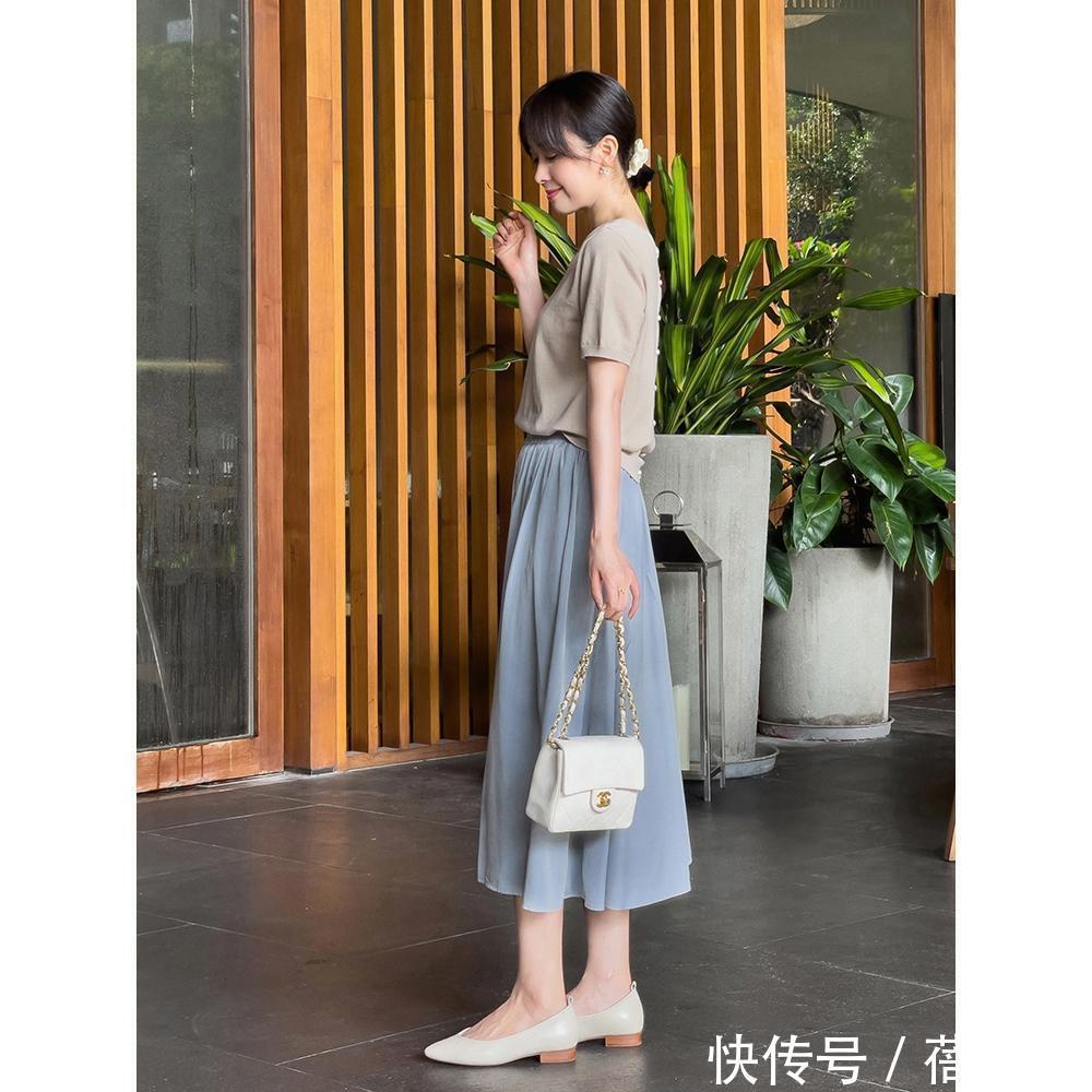 时髦|30岁的女人秋天穿啥鞋子更时髦?用这些鞋子来搭配,高级又有气质