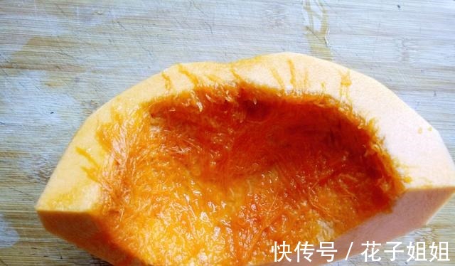 好吃|看似制作简单的清炒南瓜，想要做得美味好吃，还得和我学上几招！