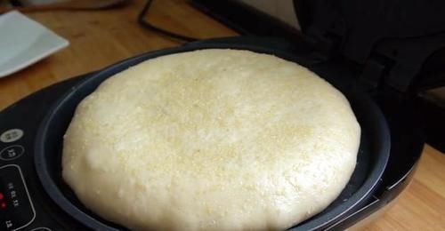 家常千层饼做法，一层层撕着吃，蓬松暄软好消化，新手也能做成功