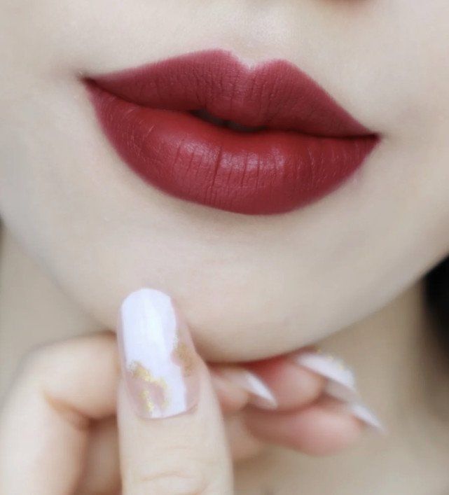 2021年的口红有太多王炸色号了，但是依旧是这几款口红最经典