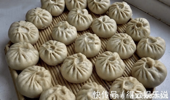 包子|无论做什么馅的包子,不要上锅就蒸,多加一步,包子暄软不塌陷