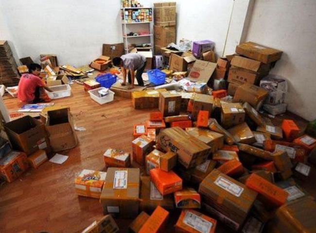 薄利多销|别被薄利多销“骗”了，拼多多便宜还包邮，靠的是这个赚钱