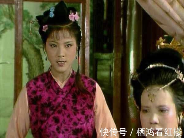 周姨娘!袭人受伤吐血,为何“争荣夸耀之心灰了一半”?她意识到了什么?