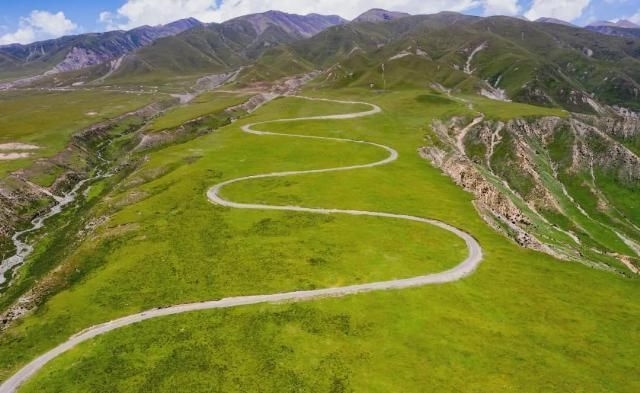 中国又一绝美国道美哭，从冰川到雨林，串联起万千美景