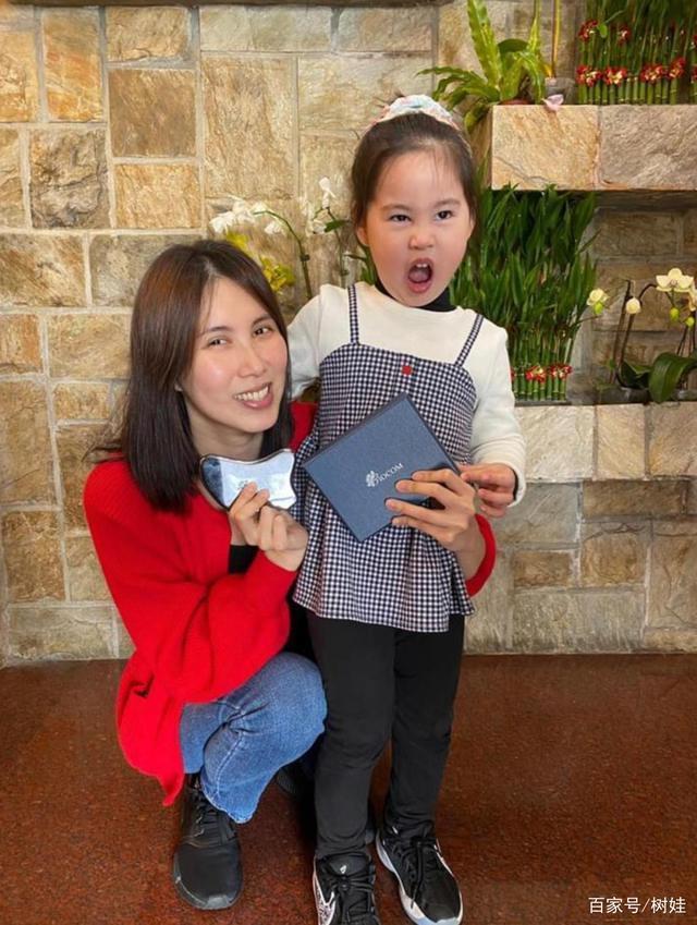 阴影|余苑绮被曝肺叶再冒阴影，母亲忧心难清除，抗癌多年仅剩一个肺叶