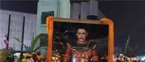 泰国|他称帝后,送乡亲18缸咸菜,乡亲路上扔了17缸,打开最后那缸傻眼