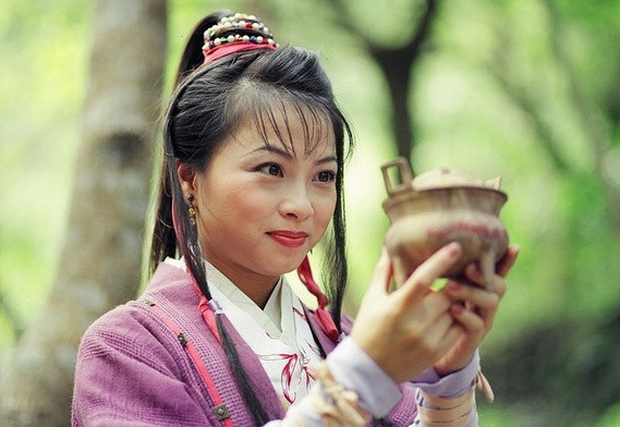 金庸最精辟的一段语录,仅一问一答,就道尽男女之间的爱与不爱