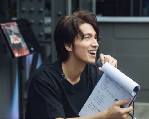 央媒點名置頂《披荊斬棘的哥哥》，多位哥哥被點，他是第一個