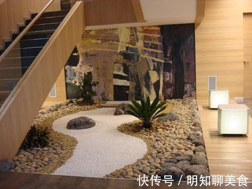下沉式|谁家有楼梯,一定要在下面做个日式枯山水微景,1㎡越看越有意境