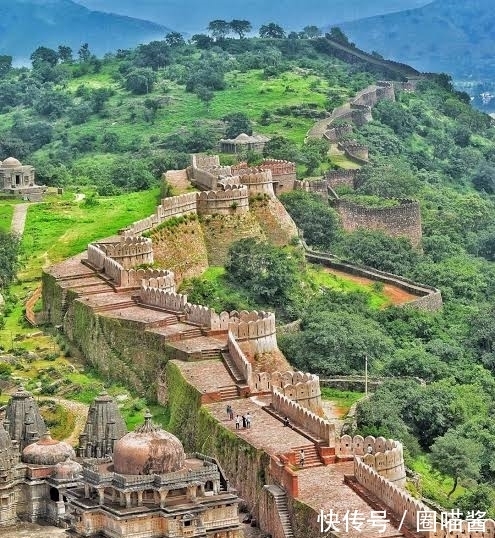 迈克尔杰克逊@“活久未见”的28张照片,相当涨姿势