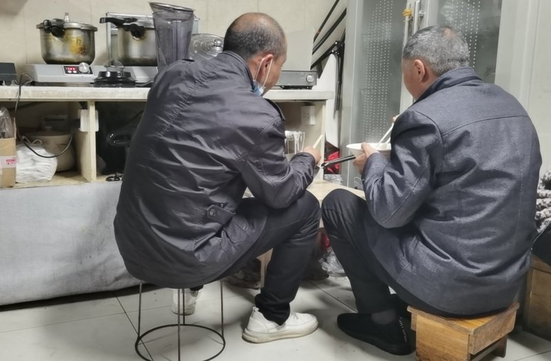 Qing调查丨医院旁现抗癌“共享厨房” 店主：不赚钱，但想再开一家