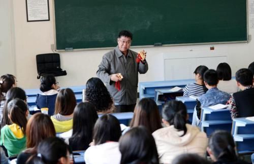 名校|已经严重饱和的大学专业，名校毕业也不乐观，明年的考生谨慎报考