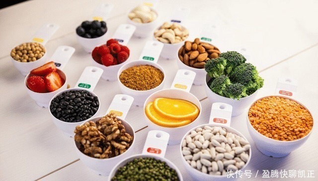 糖尿病患者|常吃粗粮能降血糖?医生提醒:3种粗粮少吃一点,谨防血糖升高