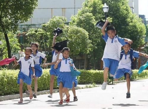 暑假|2021年中小学暑假时间公布，与往年差距较大，学生家长左右为难