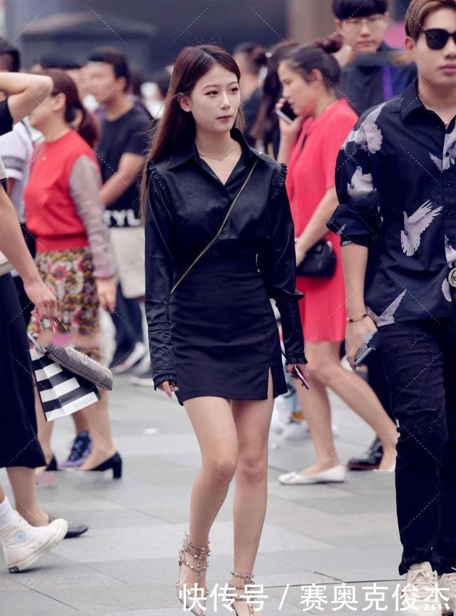 黑色立领衬衫,搭配A字版裙子,又酷又飒,强大气场