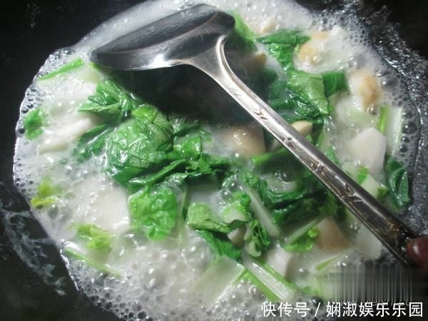 香芋|还在为大把大把掉头发而苦恼吗多吃它,强过生发剂,头发长得快