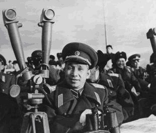 朝鲜|粟裕被点名前去抗美援朝,他两次婉拒挂帅出征,到底得了什么病呢