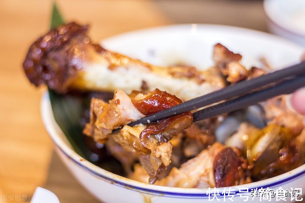 买猪肘，要“前肘”还是“后肘”？买错了肉少骨头多，一点不划算