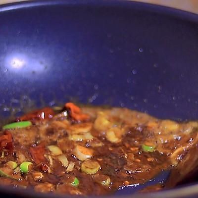 适合全家的东北菜排骨炖豆角,老人小孩都爱吃