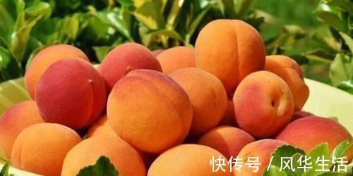 维生素c|每天坚持吃3种食物，排毒养颜、延缓衰老，爱吃就赚了！