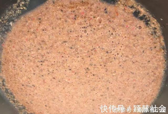 野钓很牛的一款饵料,自己在家就能做,学会以后好钓大鱼