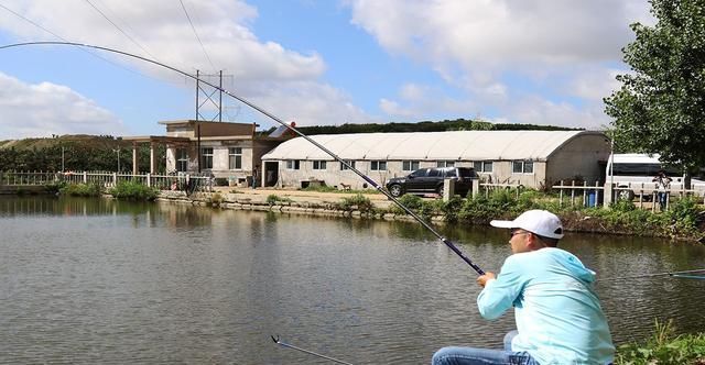收费鱼塘钓鱼，掌握5个知道，3条垂钓技巧，多钓鱼不难