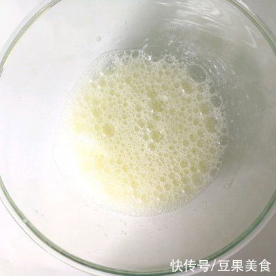做法简单零失败的不粘模具一样轻松烤戚风蛋糕