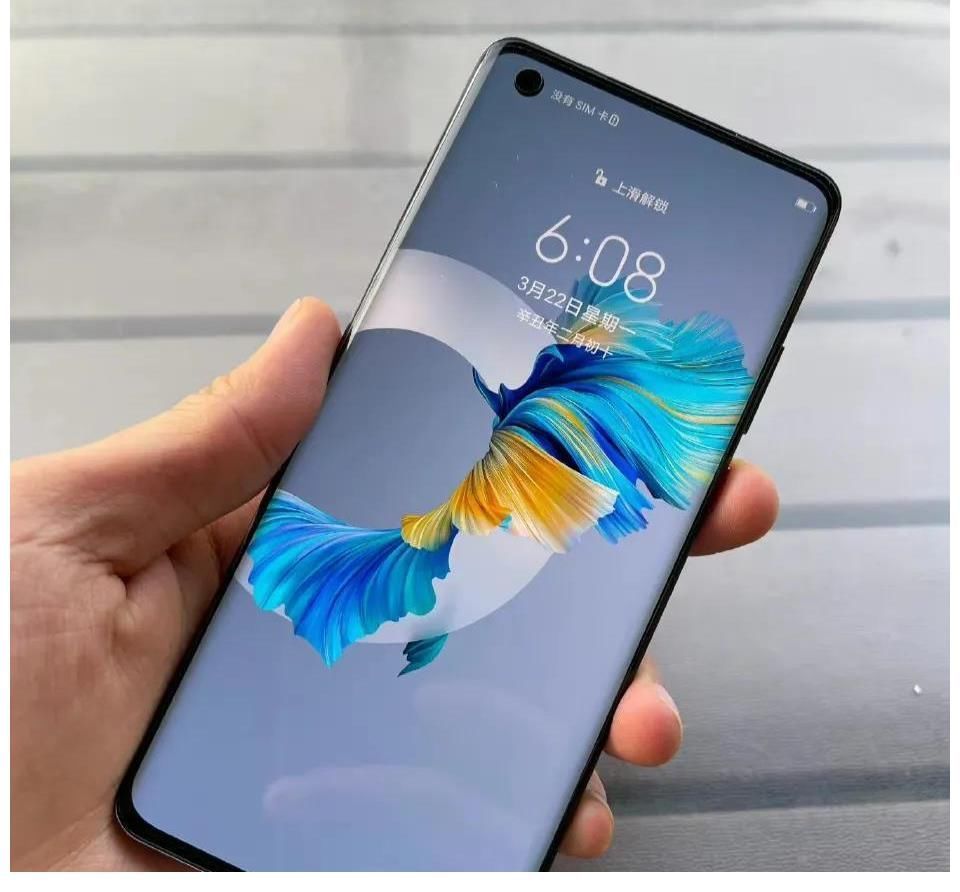 华为m用了一个月的iPhone13后，还是换回原来的华为Mate40？说说掏心话